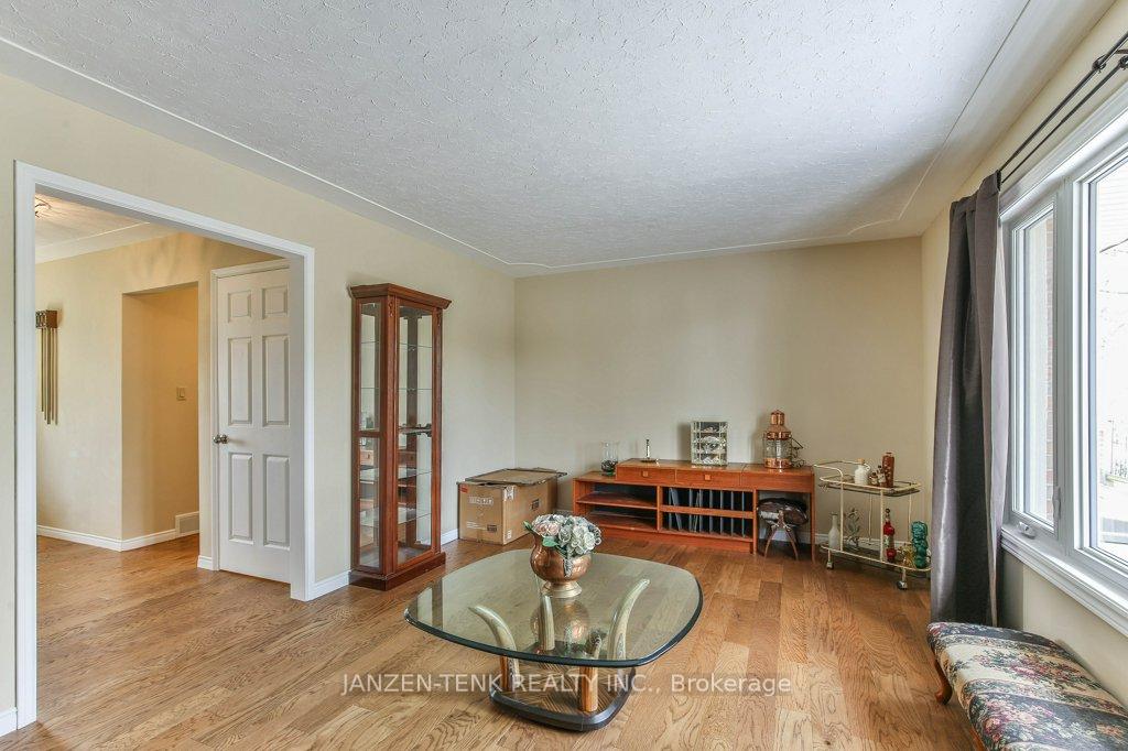 Photo 17 of 37456 Talbot Line, Southwold, Frome — HOMEH