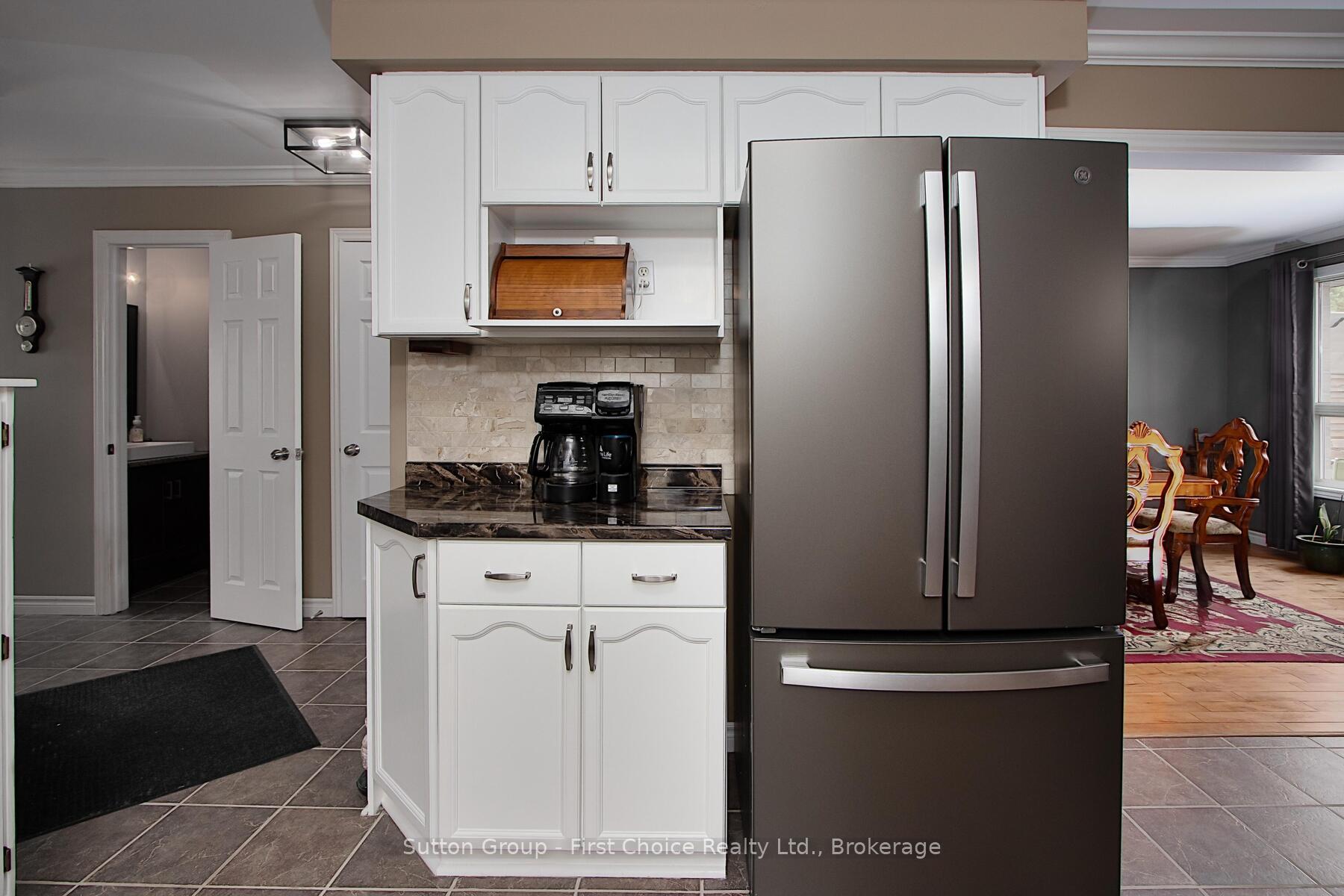 Photo 8 of 186 Waterloo Street W, South Huron, Exeter — HOMEH