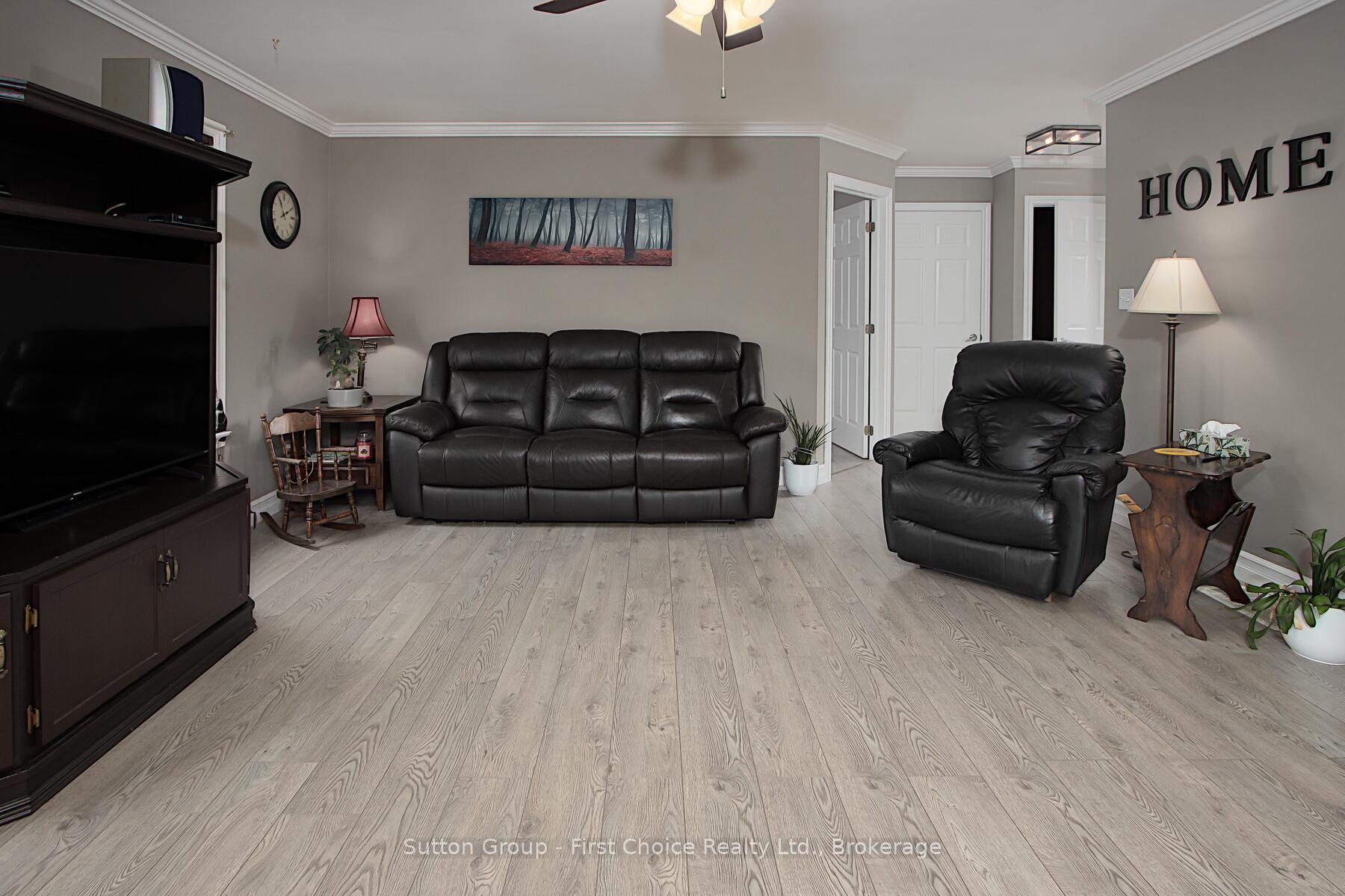 Photo 12 of 186 Waterloo Street W, South Huron, Exeter — HOMEH