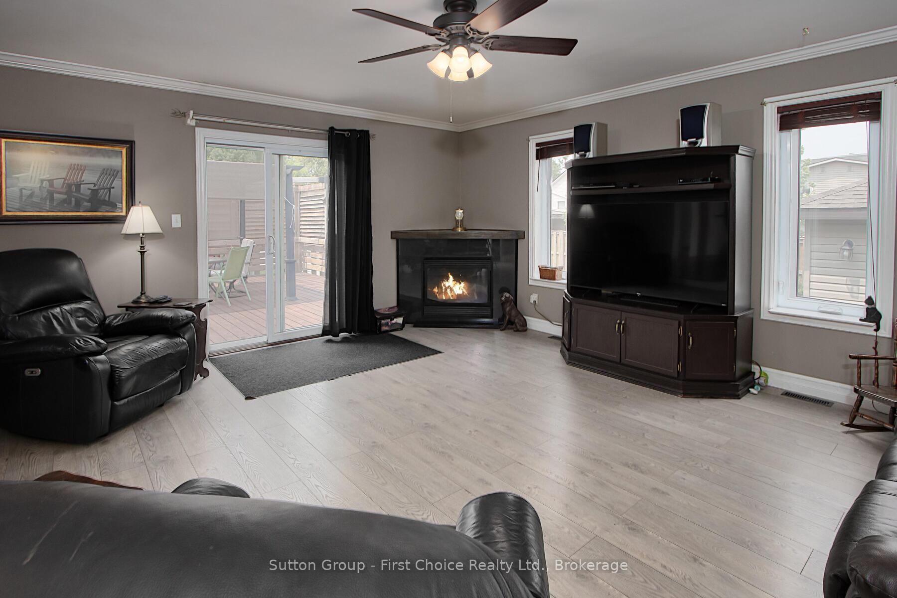 Photo 13 of 186 Waterloo Street W, South Huron, Exeter — HOMEH
