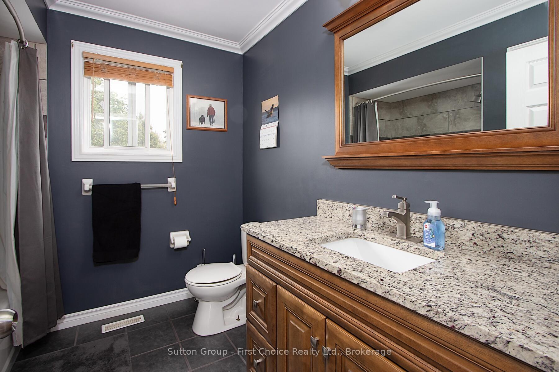 Photo 19 of 186 Waterloo Street W, South Huron, Exeter — HOMEH