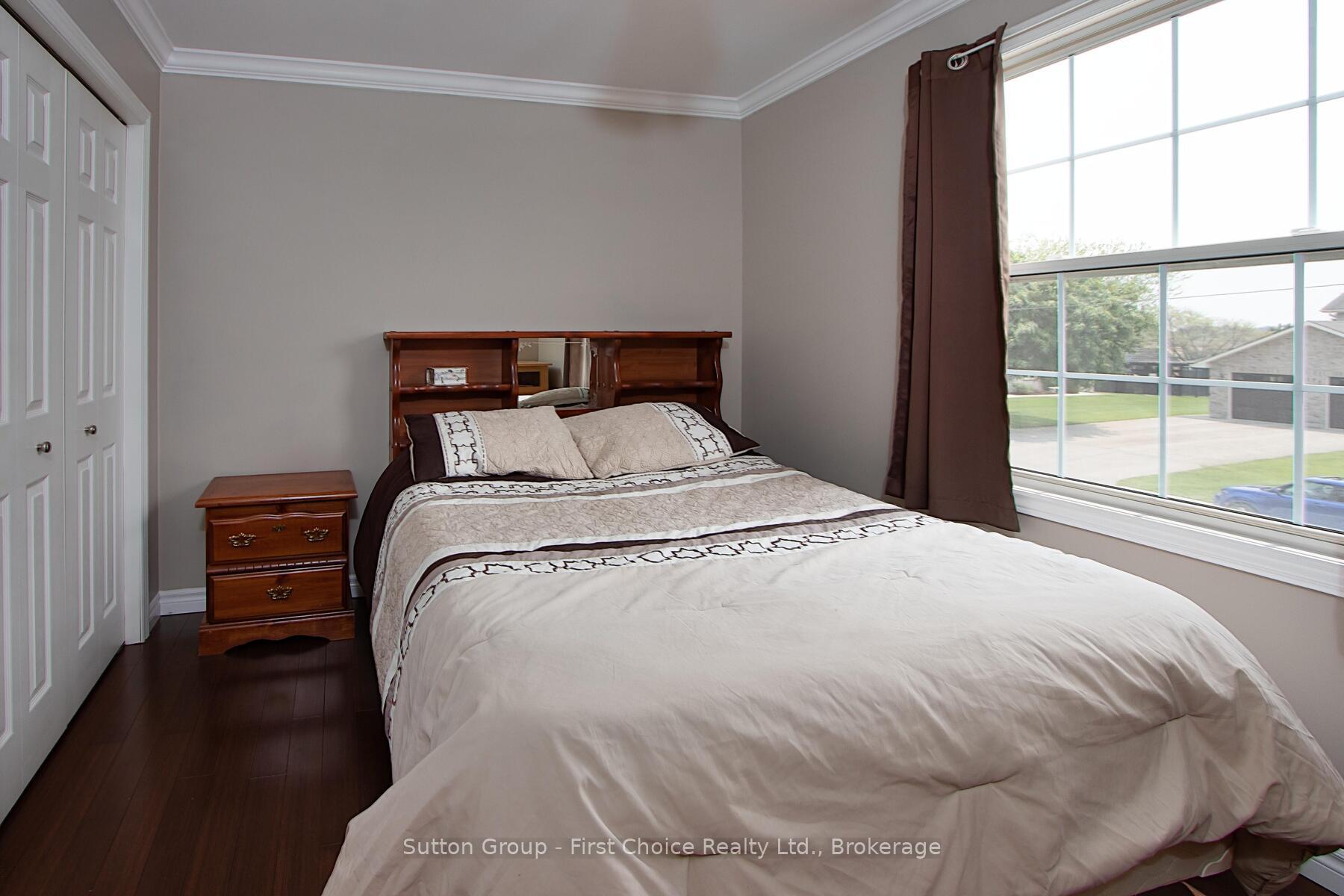 Photo 22 of 186 Waterloo Street W, South Huron, Exeter — HOMEH