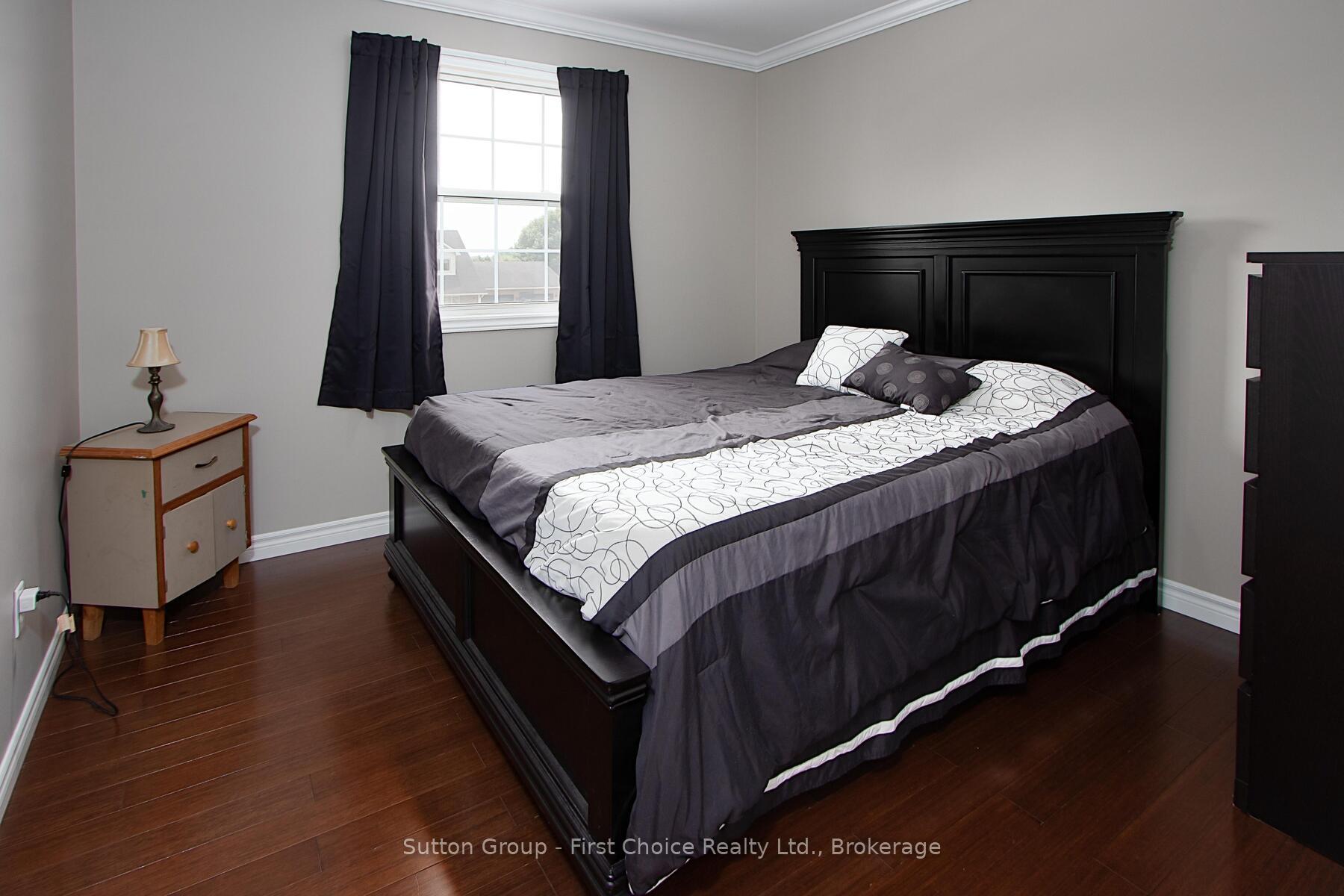 Photo 23 of 186 Waterloo Street W, South Huron, Exeter — HOMEH