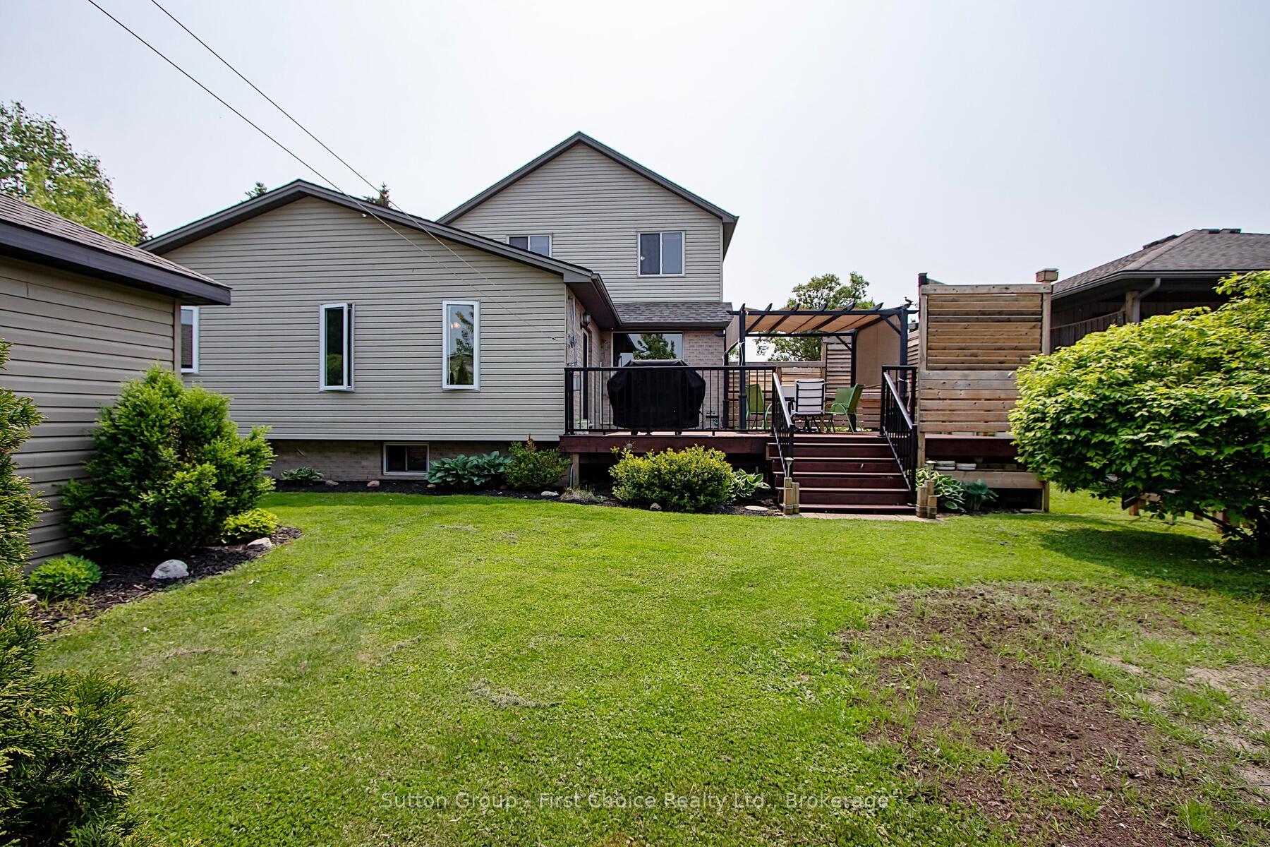 Photo 33 of 186 Waterloo Street W, South Huron, Exeter — HOMEH