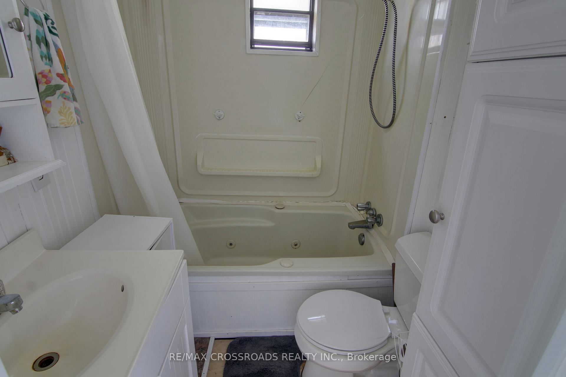Photo 16 of 296 Williams Point Road, Scugog, Rural Scugog — HOMEH