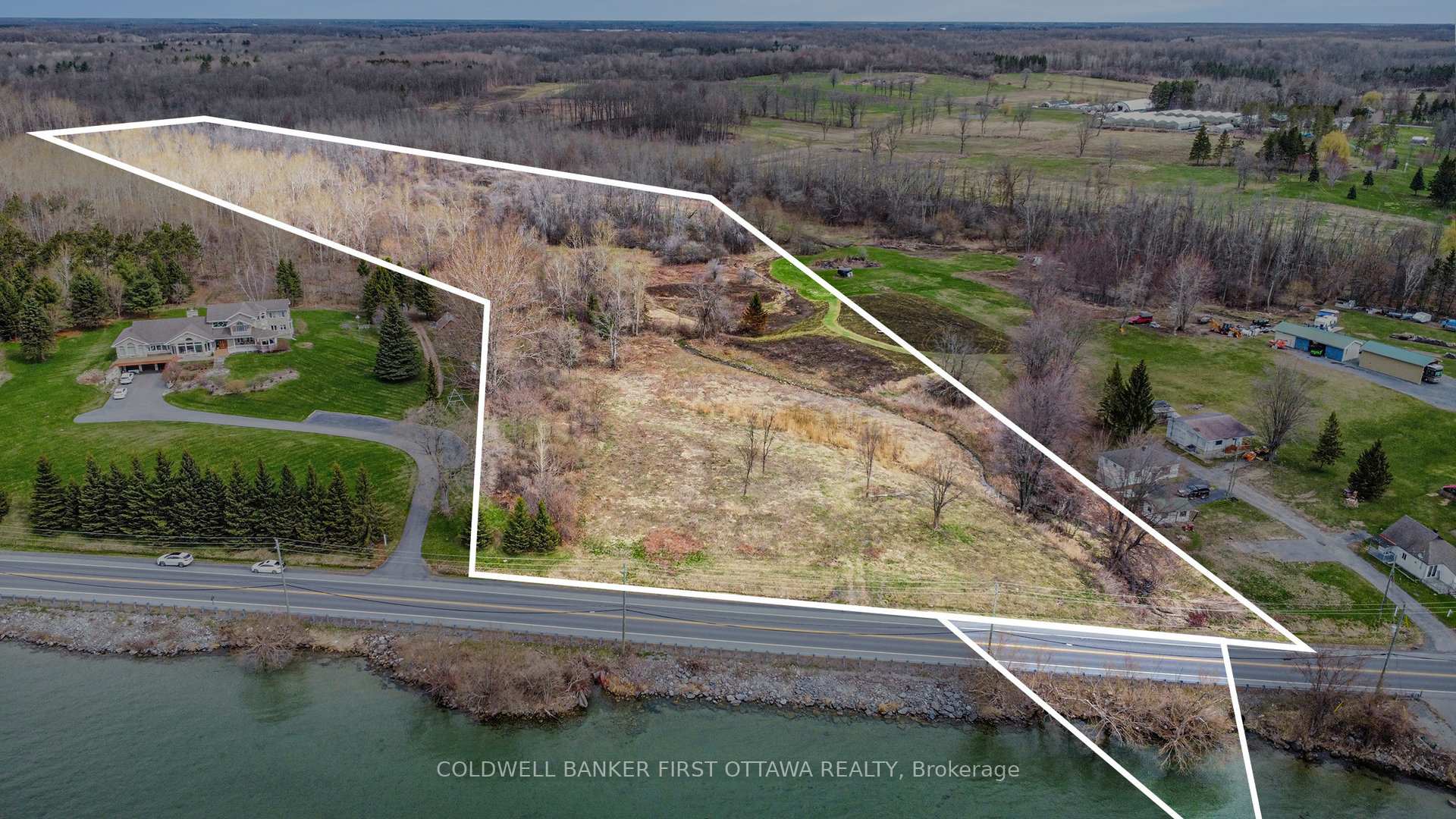 Photo 2 of County rd 2 E, South Glengarry, South Glengarry (Charlottenburgh) Twp — HOMEH
