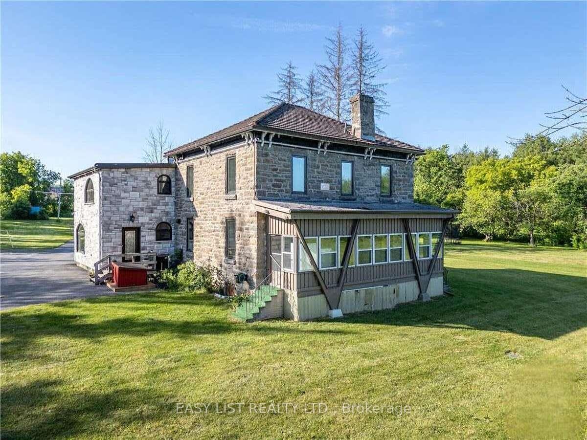 Photo 2 of 6327 Purcell Road, South Glengarry, South Glengarry (Charlottenburgh) Twp — HOMEH