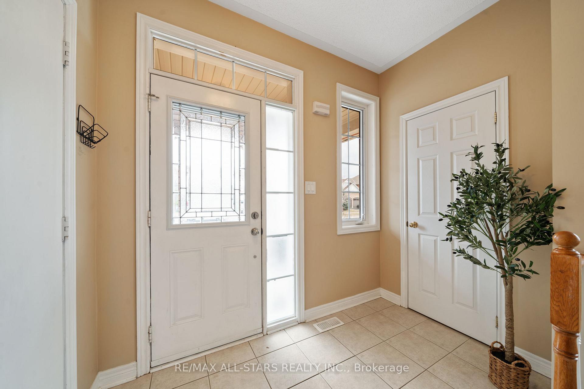 Photo 7 of 79 Sherrington Drive, Scugog, Port Perry — HOMEH