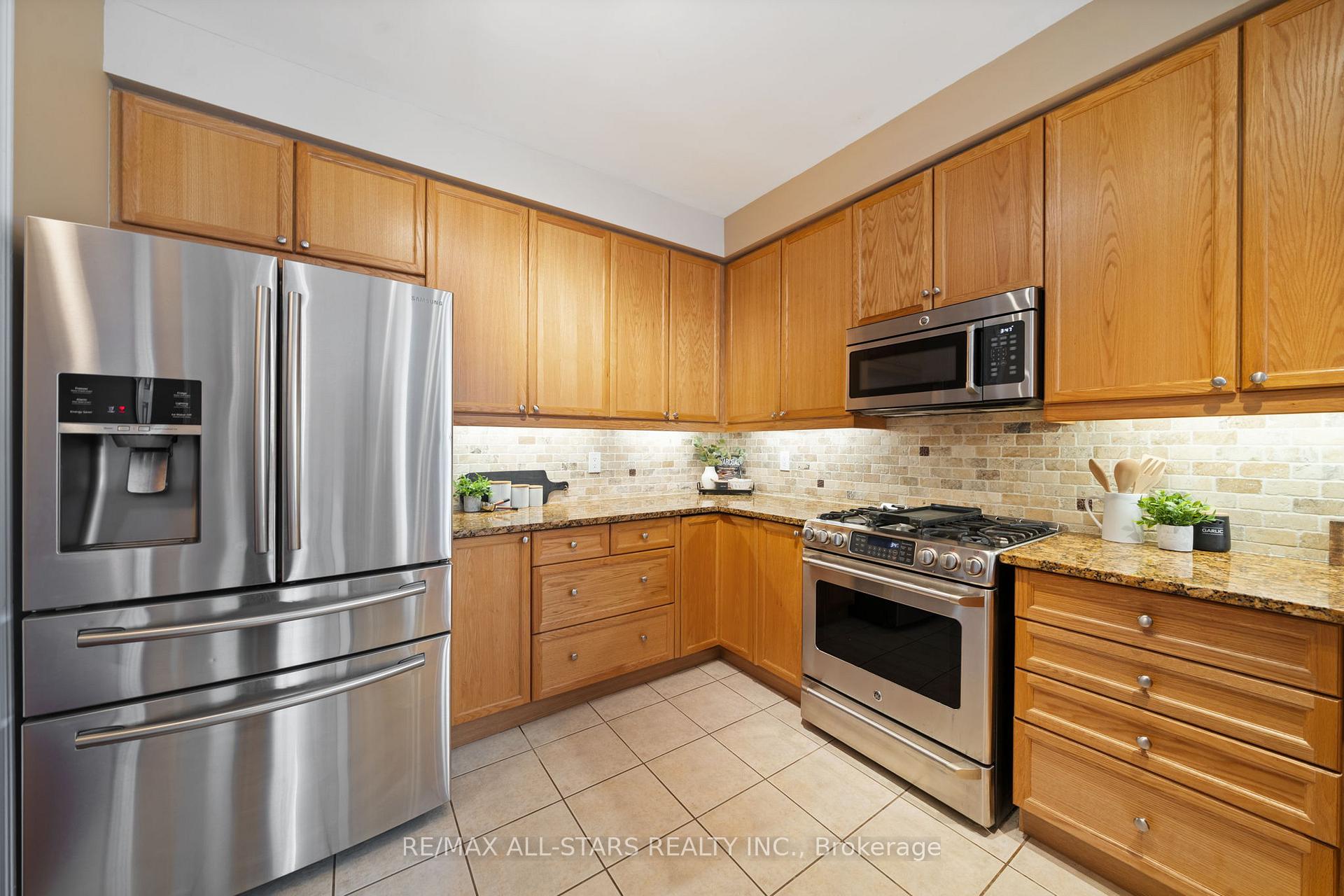 Photo 9 of 79 Sherrington Drive, Scugog, Port Perry — HOMEH