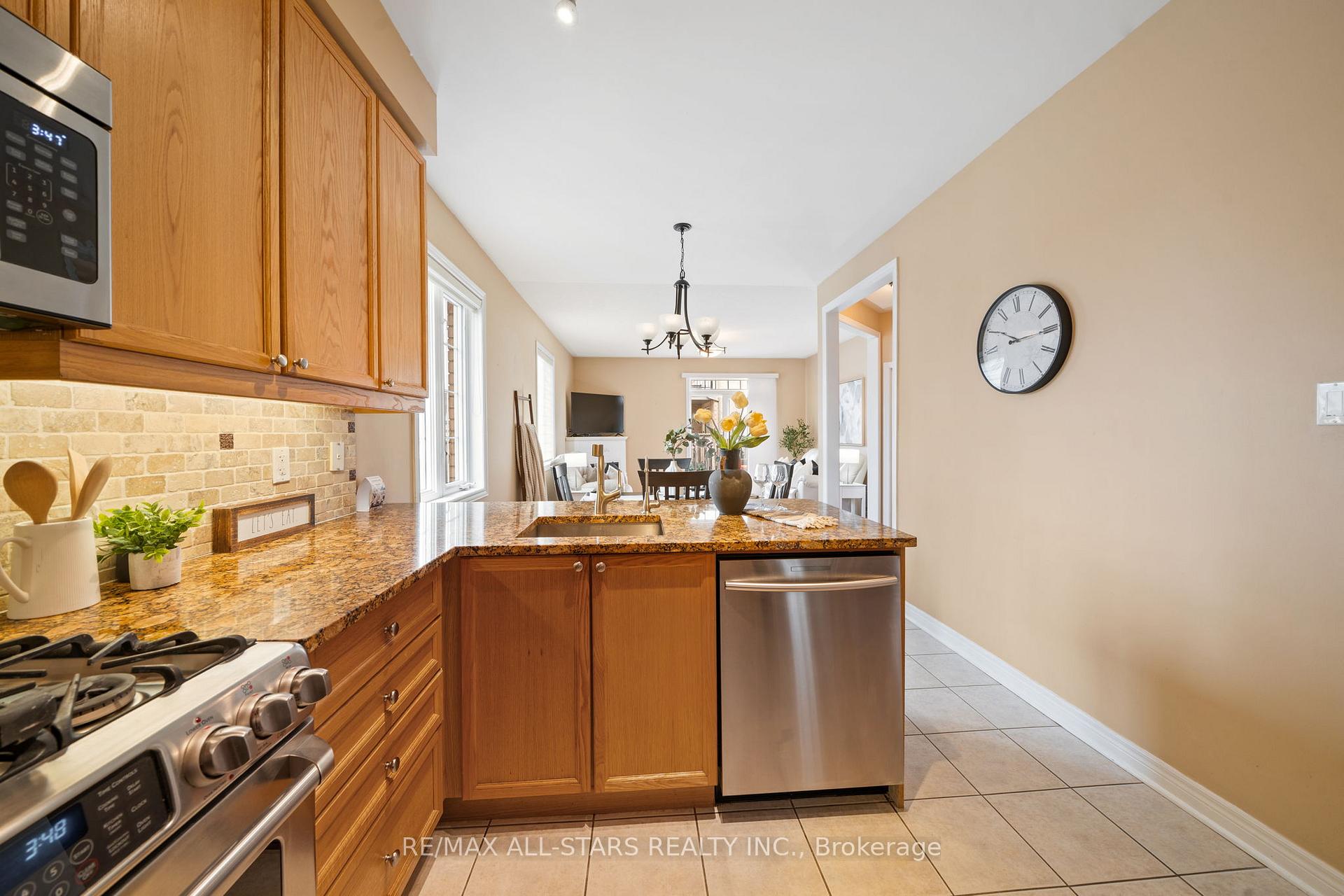 Photo 10 of 79 Sherrington Drive, Scugog, Port Perry — HOMEH