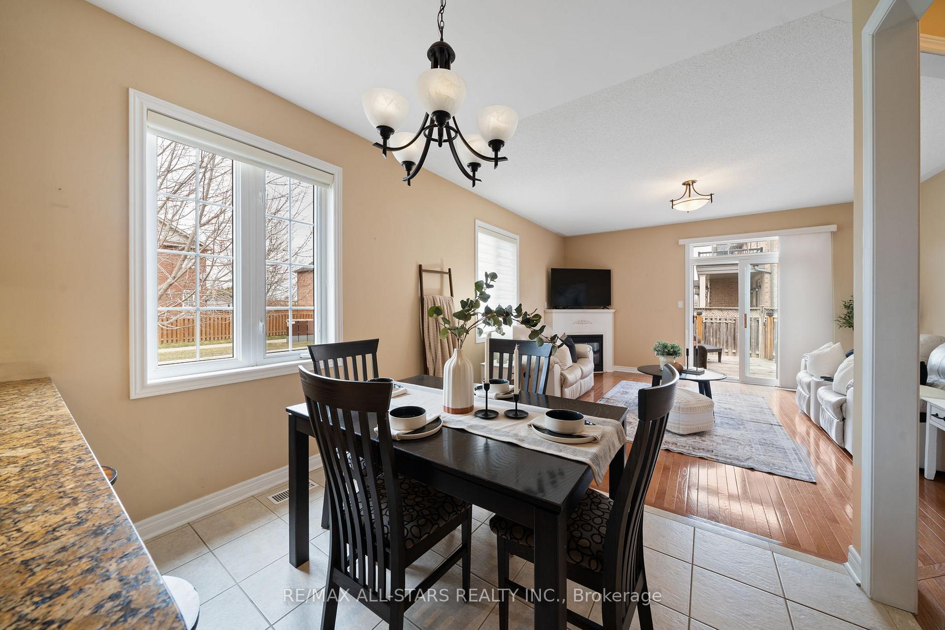 Photo 11 of 79 Sherrington Drive, Scugog, Port Perry — HOMEH