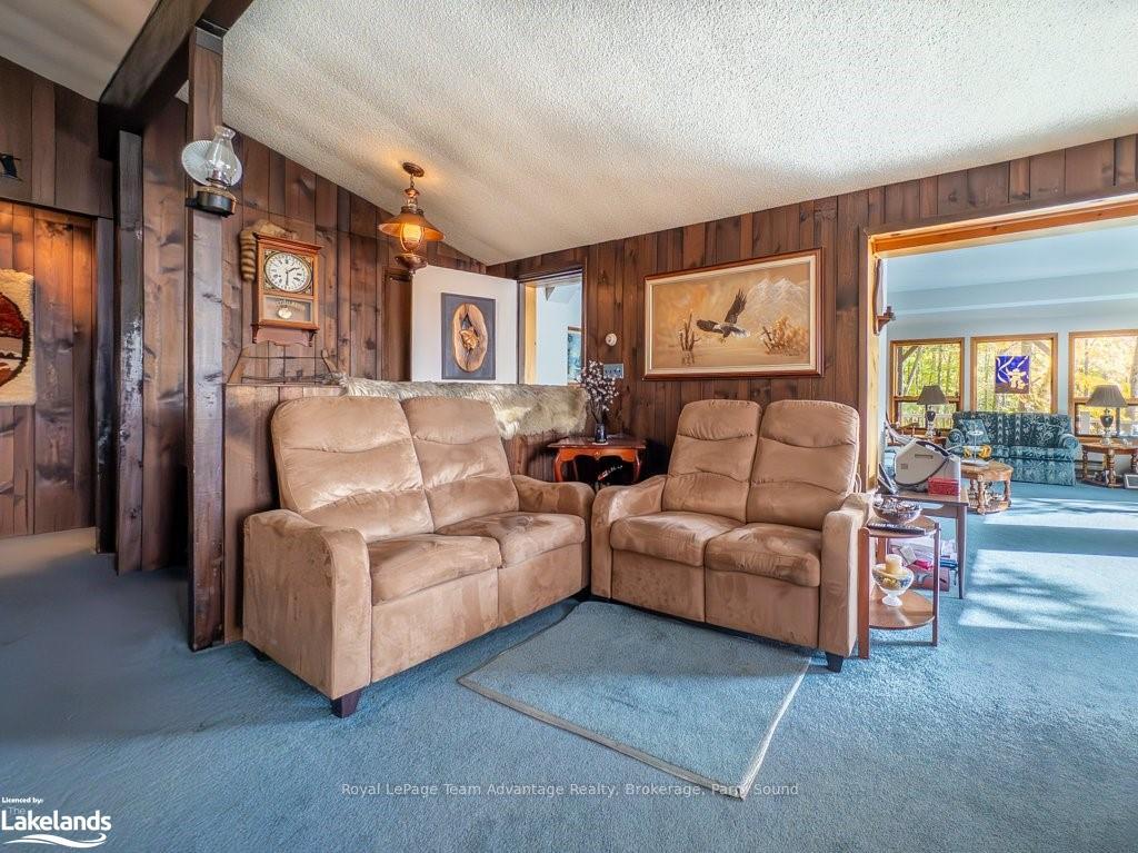 Photo 14 of 399 Horseshoe, Seguin — HOMEH