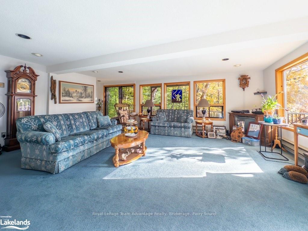 Photo 17 of 399 Horseshoe, Seguin — HOMEH