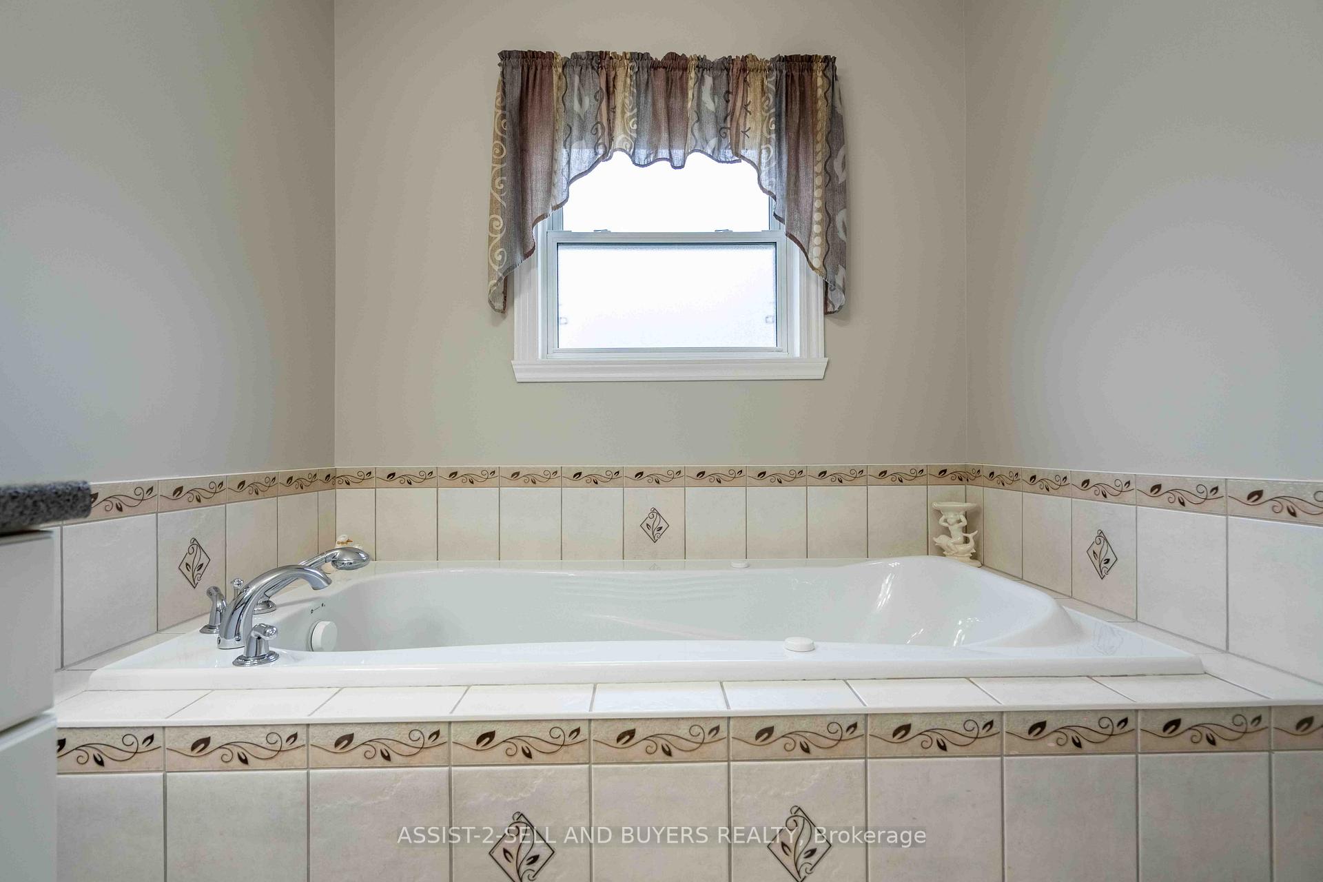 Photo 10 of 18267 Samuel Drive S, South Glengarry, South Glengarry (Charlottenburgh) Twp — HOMEH