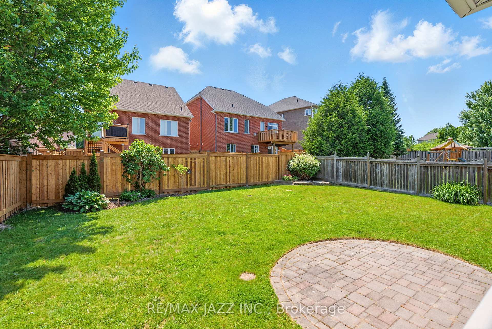 Photo 7 of 484 Victoria Street, Scugog, Port Perry — HOMEH