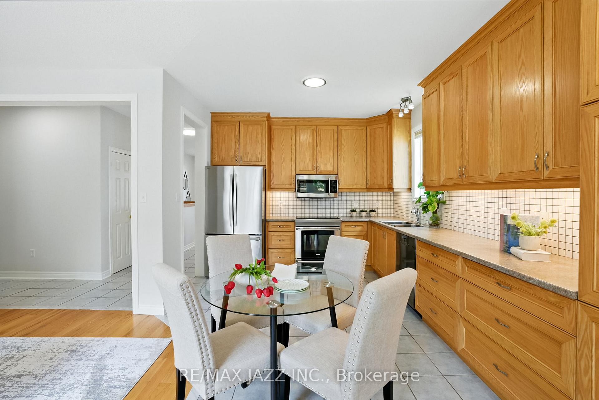Photo 18 of 484 Victoria Street, Scugog, Port Perry — HOMEH