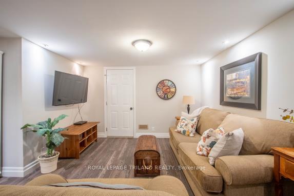 Photo 22 of 21 Sherwood Crescent, South Huron, Exeter — HOMEH