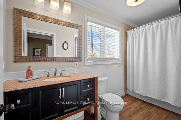 Photo 32 of 21 Sherwood Crescent, South Huron, Exeter — HOMEH