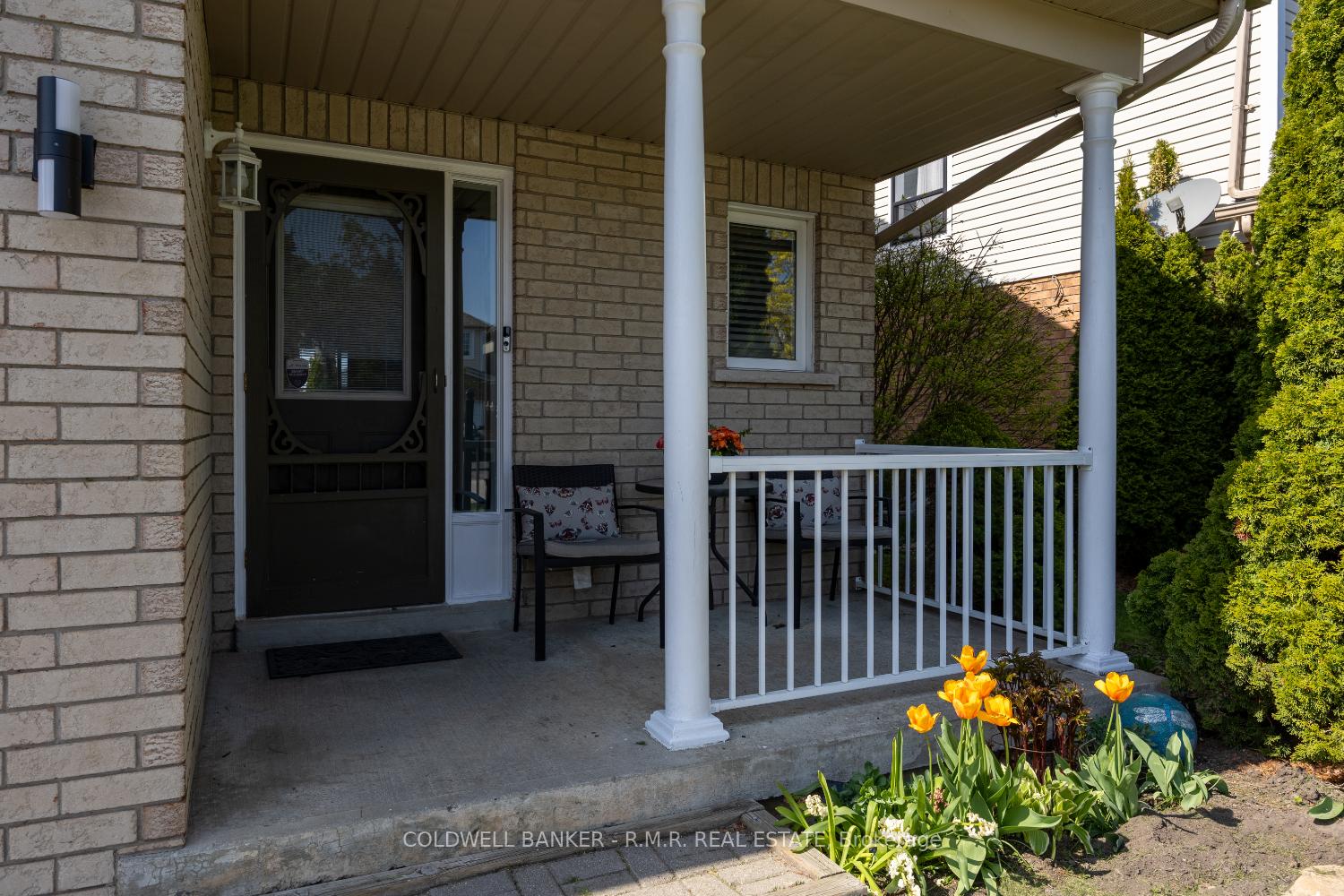 Photo 3 of 33 Winchurch Drive, Scugog, Port Perry — HOMEH