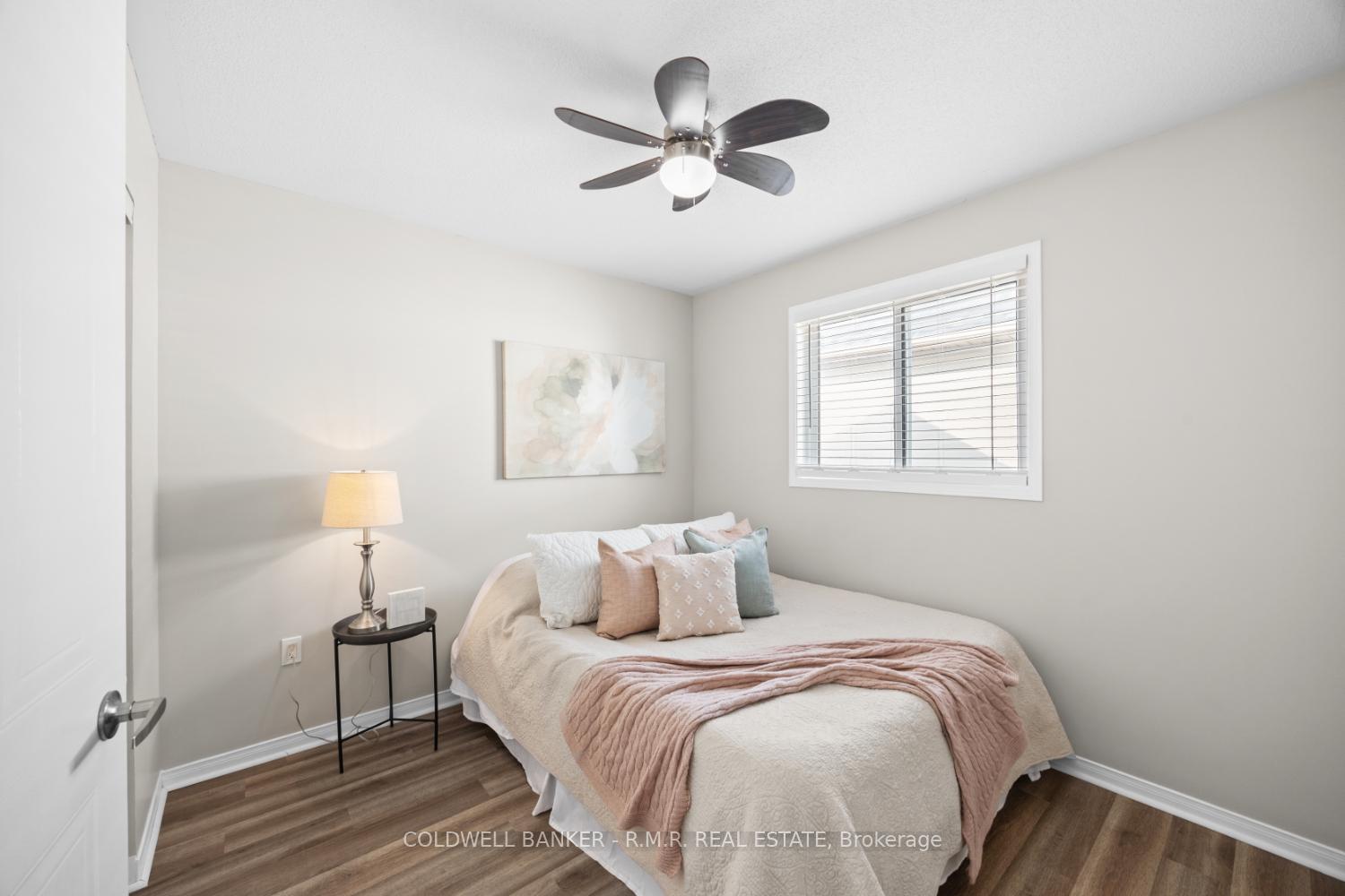 Photo 24 of 33 Winchurch Drive, Scugog, Port Perry — HOMEH