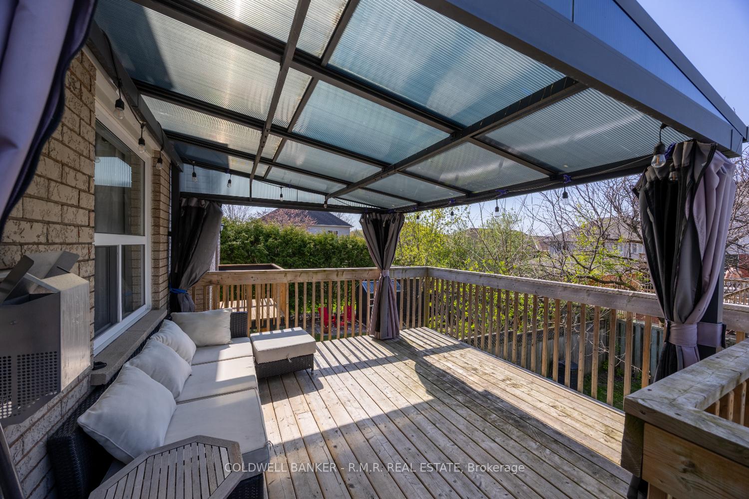 Photo 32 of 33 Winchurch Drive, Scugog, Port Perry — HOMEH