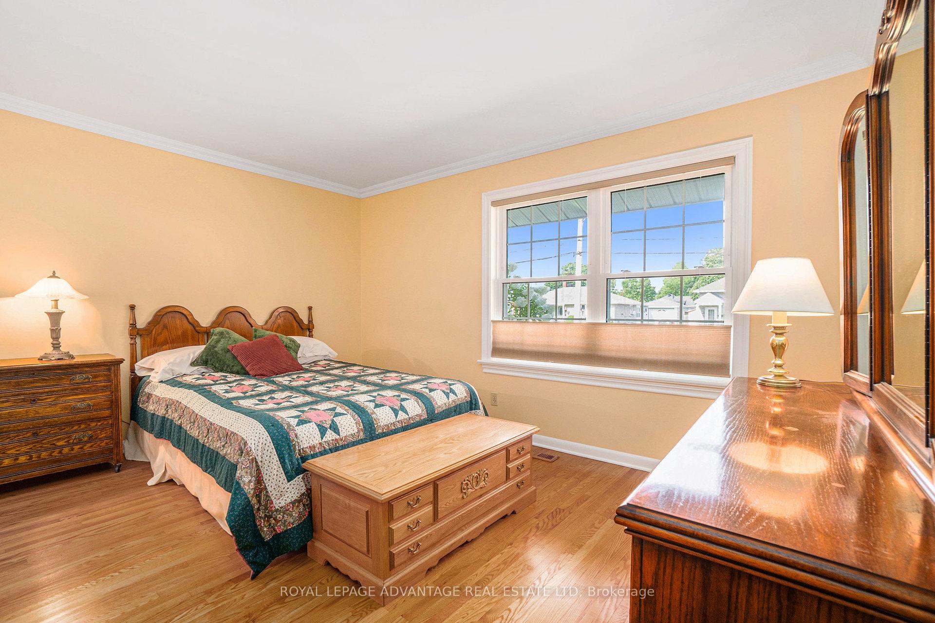 Photo 23 of 3 Florence Street, Smiths Falls — HOMEH