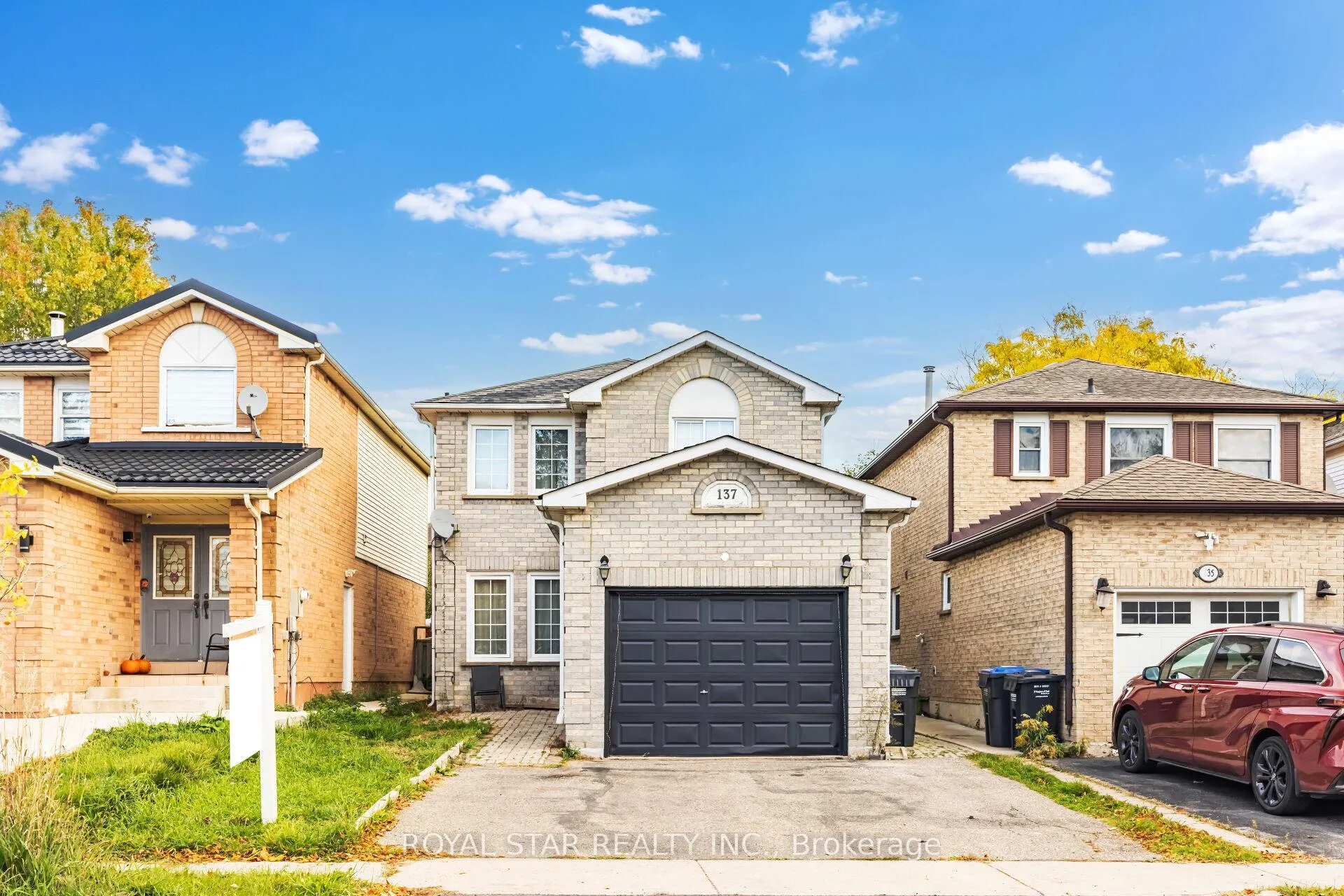Photo 1 of 137 Ecclestone Drive, Brampton, Brampton West — HOMEH