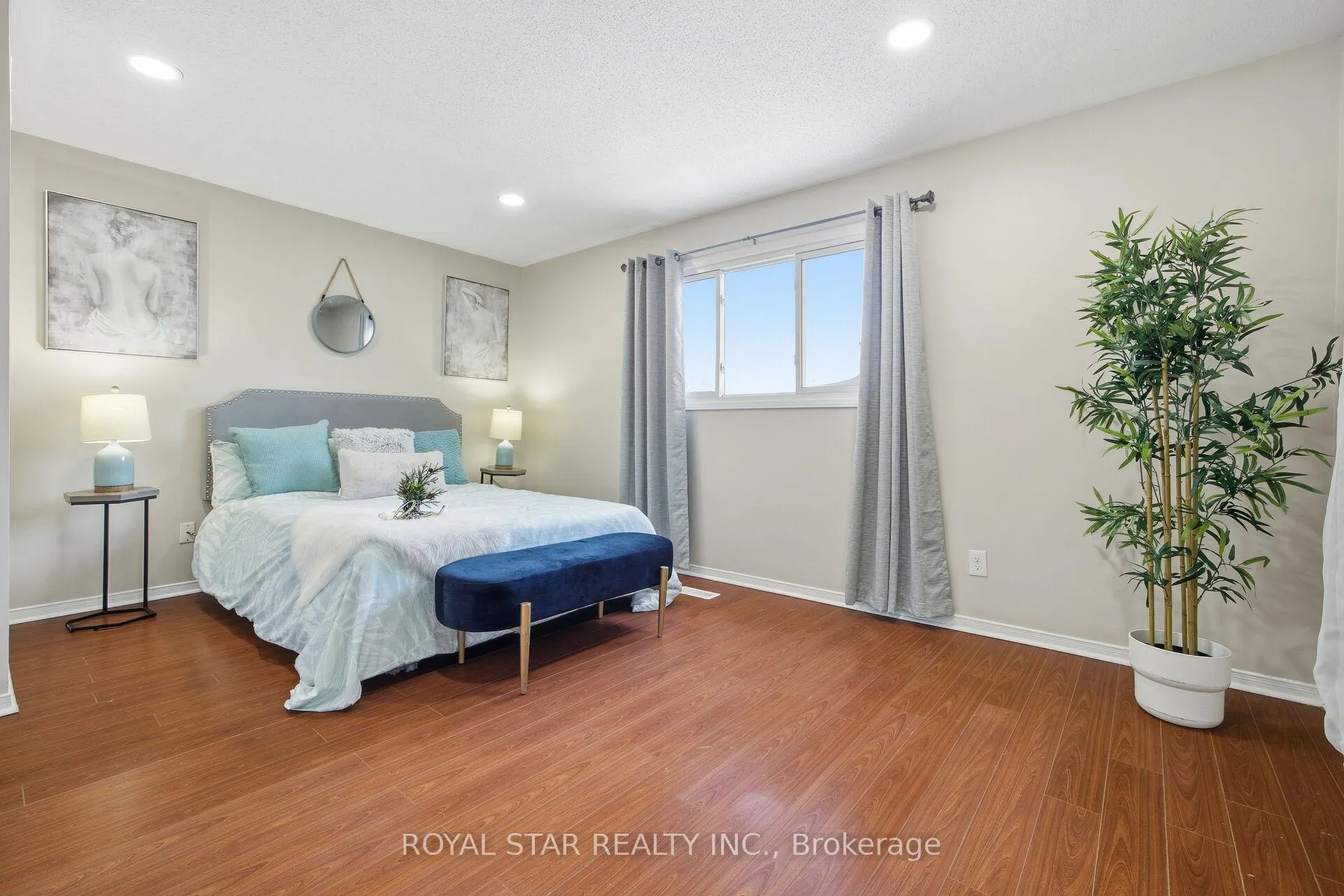 Photo 64 of 137 Ecclestone Drive, Brampton, Brampton West — HOMEH