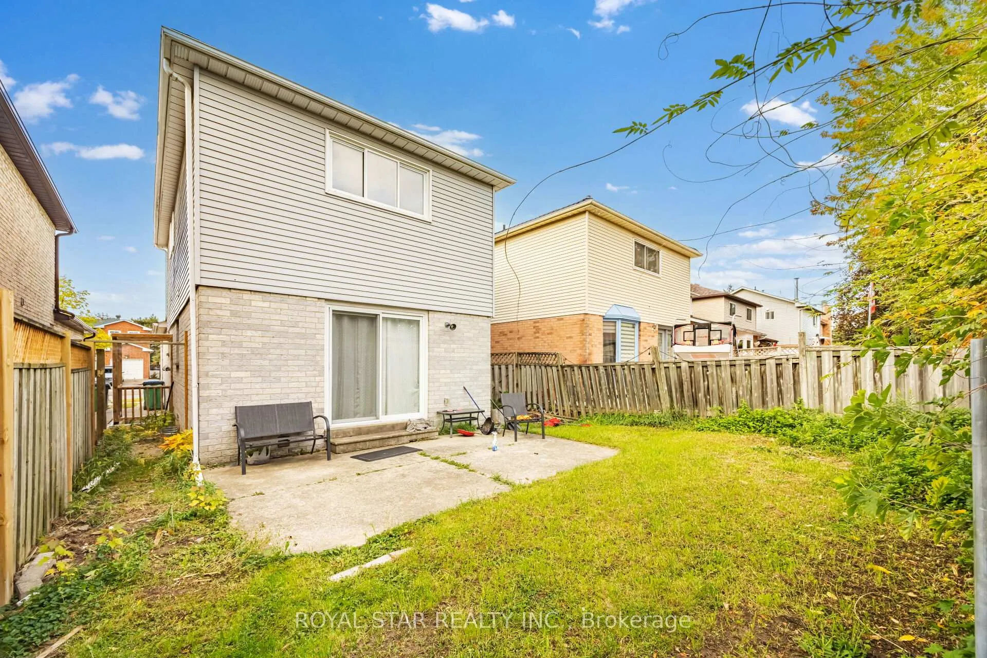 Photo 127 of 137 Ecclestone Drive, Brampton, Brampton West — HOMEH