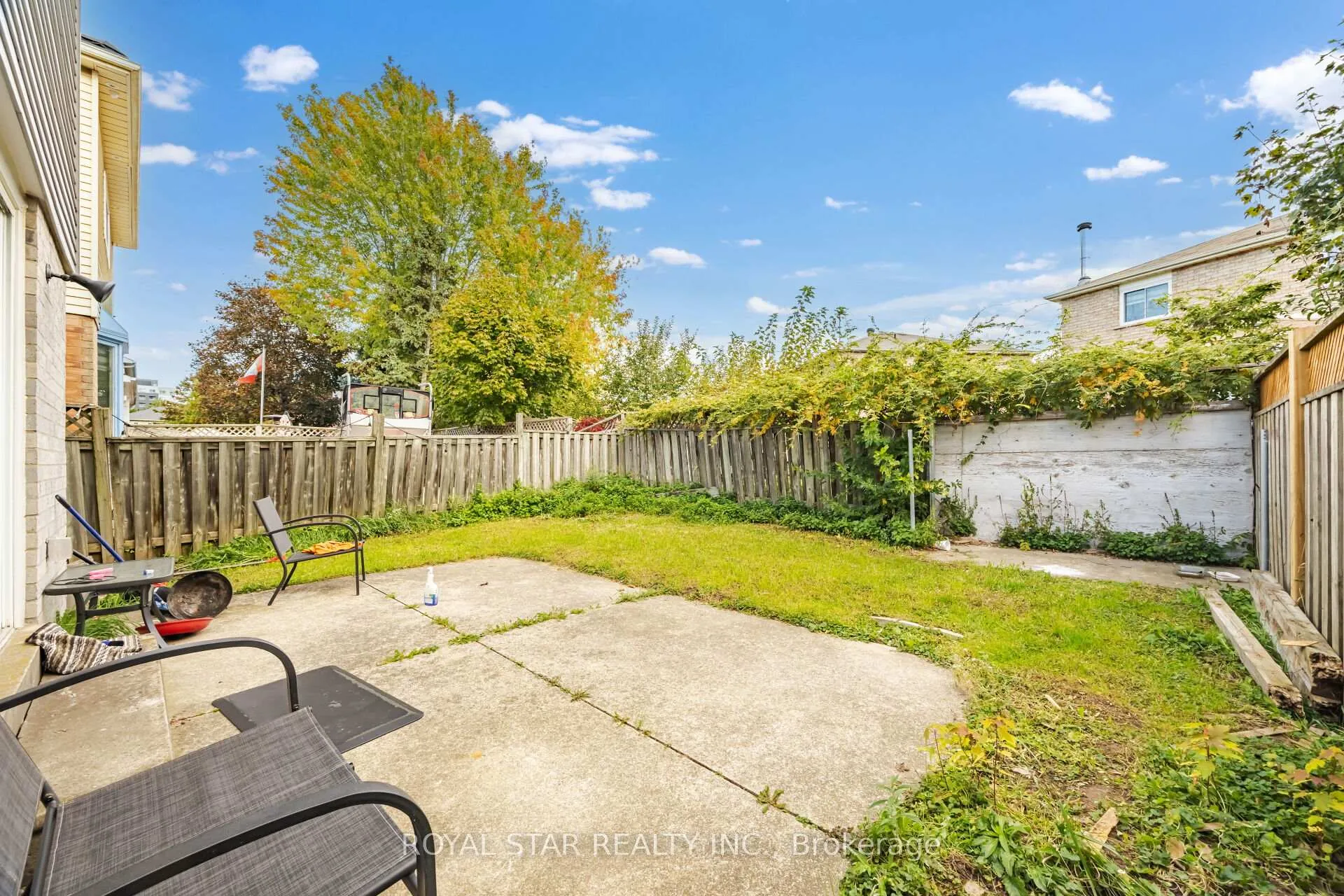 Photo 129 of 137 Ecclestone Drive, Brampton, Brampton West — HOMEH