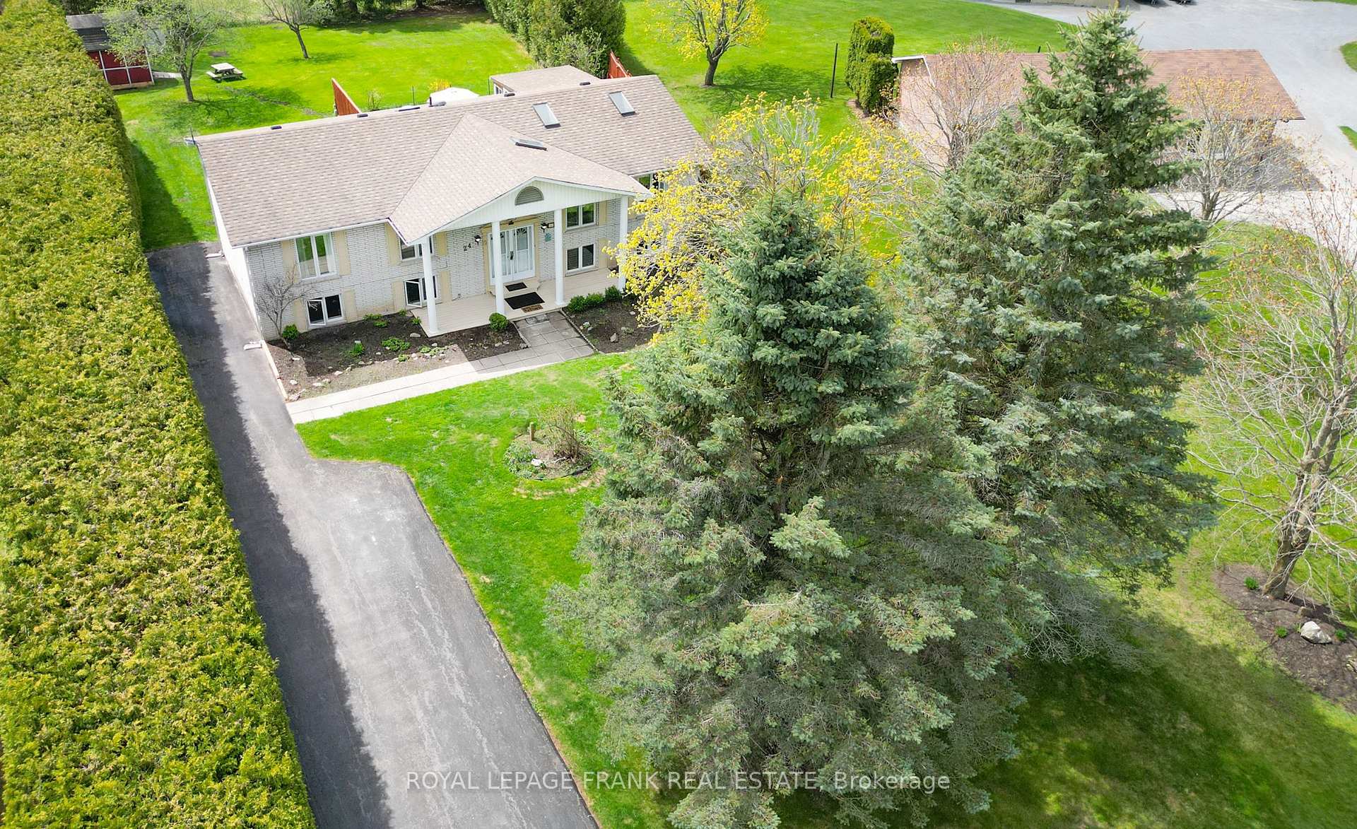Photo 2 of 24 Pearl Drive, Scugog, Rural Scugog — HOMEH