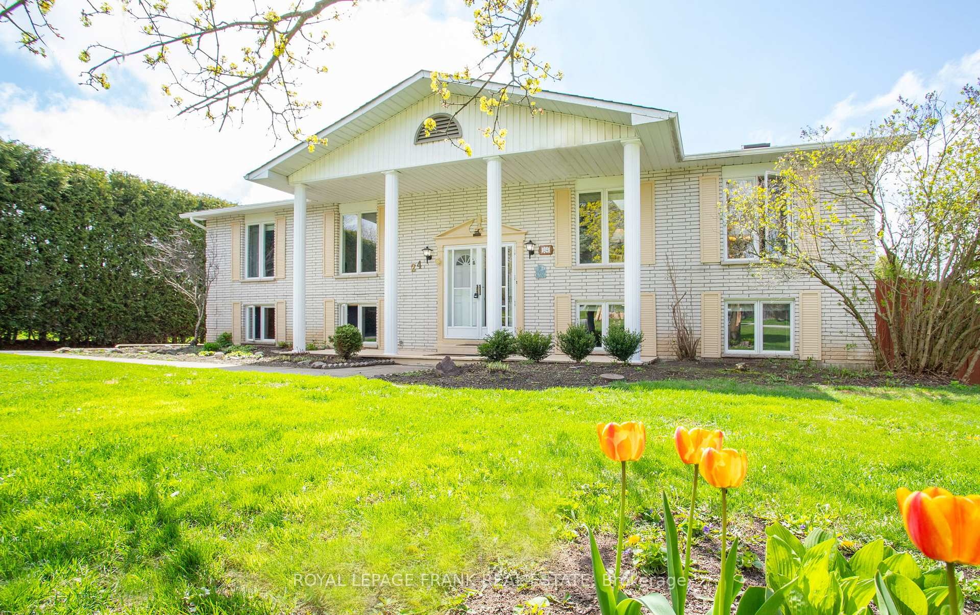 Photo 3 of 24 Pearl Drive, Scugog, Rural Scugog — HOMEH