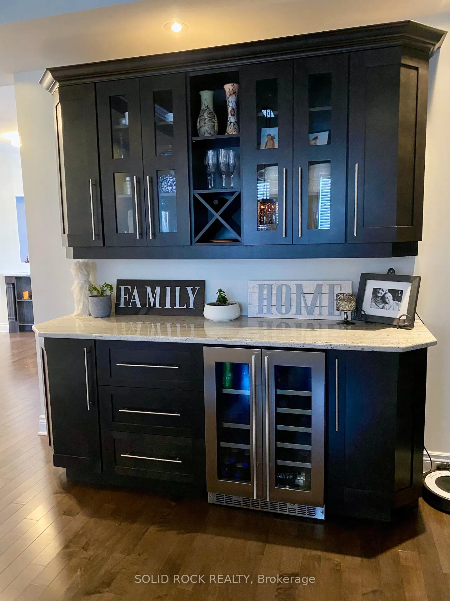Photo 9 of 246 Lera Street, Smiths Falls — HOMEH