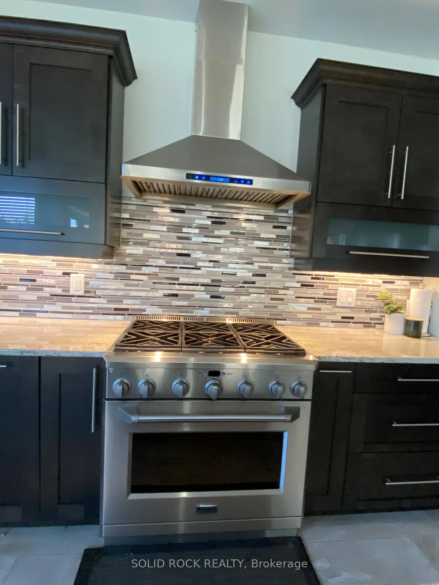 Photo 17 of 246 Lera Street, Smiths Falls — HOMEH