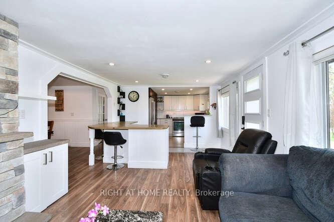 Photo 11 of 7 Bayview Crescent, Scugog, Rural Scugog — HOMEH
