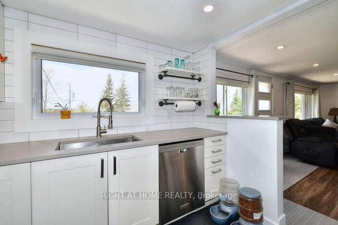Photo 14 of 7 Bayview Crescent, Scugog, Rural Scugog — HOMEH