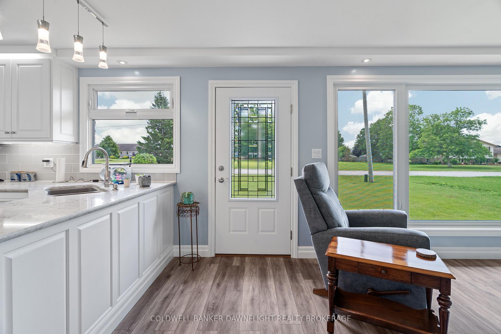 Photo 5 of 40214 Huron Street E, South Huron, Exeter — HOMEH