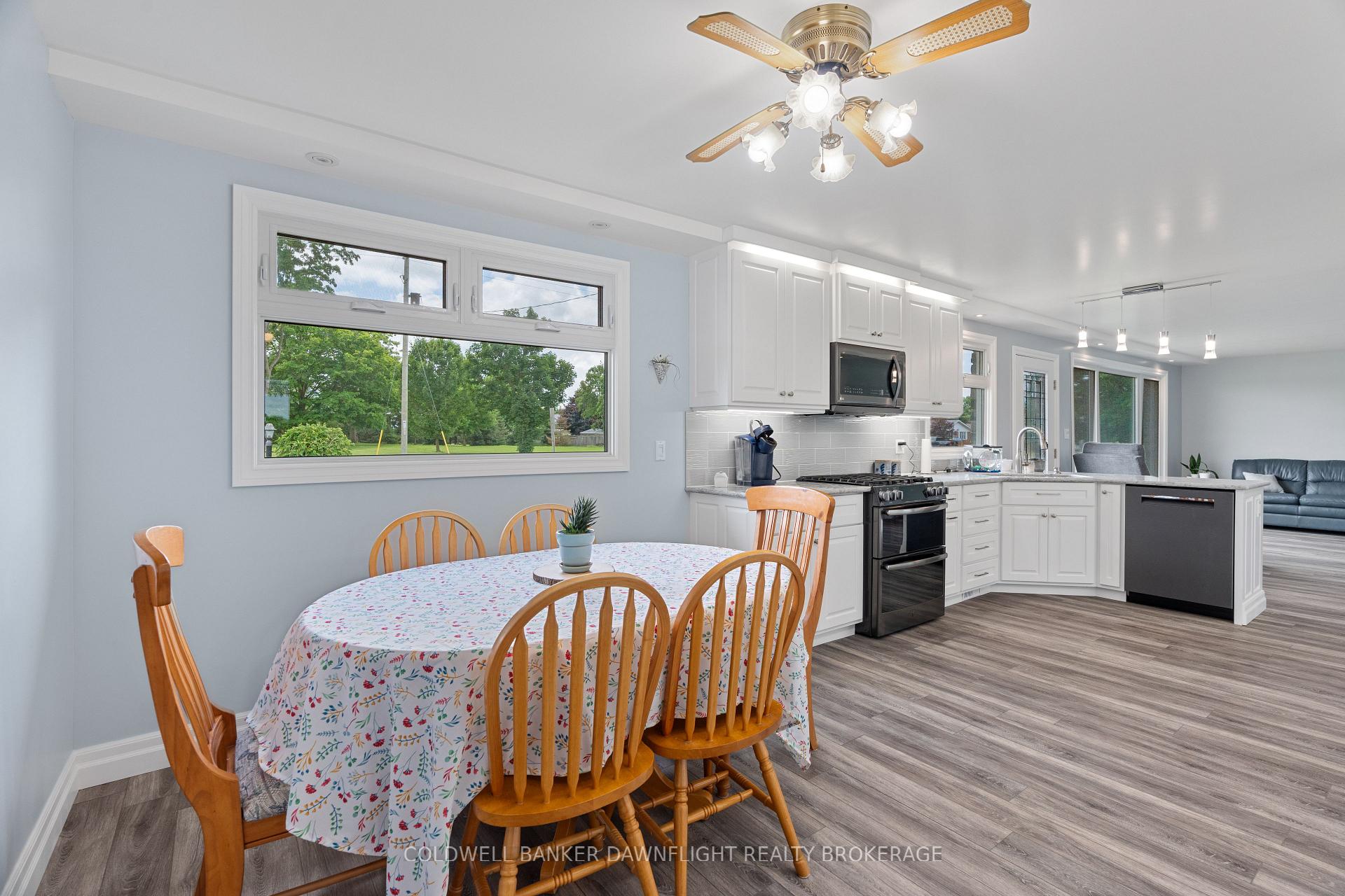 Photo 18 of 40214 Huron Street E, South Huron, Exeter — HOMEH