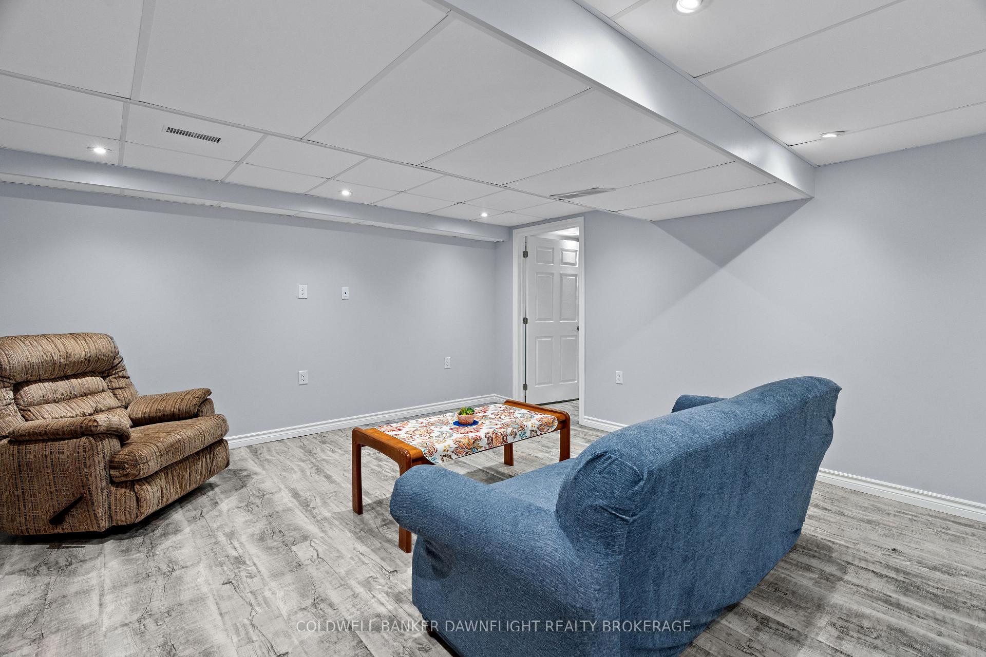 Photo 25 of 40214 Huron Street E, South Huron, Exeter — HOMEH