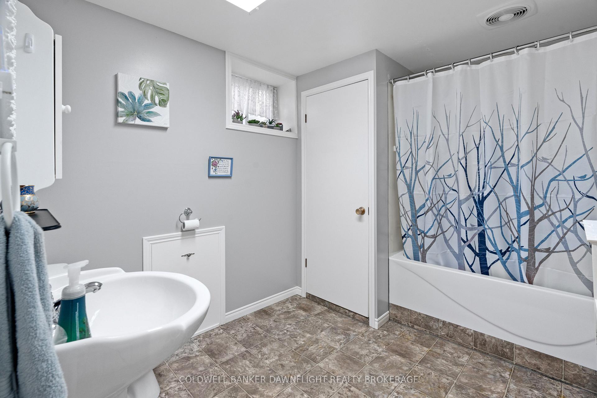 Photo 30 of 40214 Huron Street E, South Huron, Exeter — HOMEH