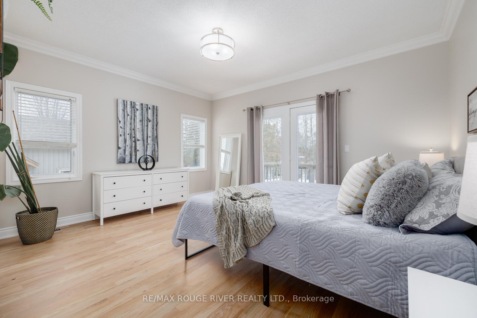 Photo 15 of 11 Mikelen Drive, Scugog, Port Perry — HOMEH