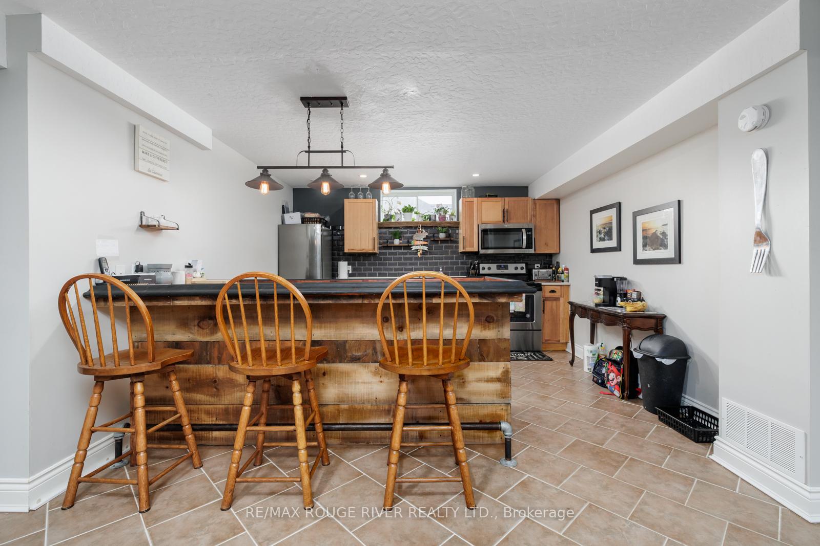 Photo 27 of 11 Mikelen Drive, Scugog, Port Perry — HOMEH