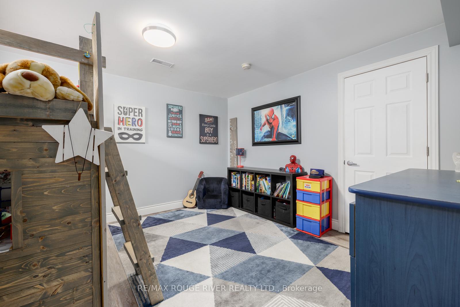 Photo 29 of 11 Mikelen Drive, Scugog, Port Perry — HOMEH