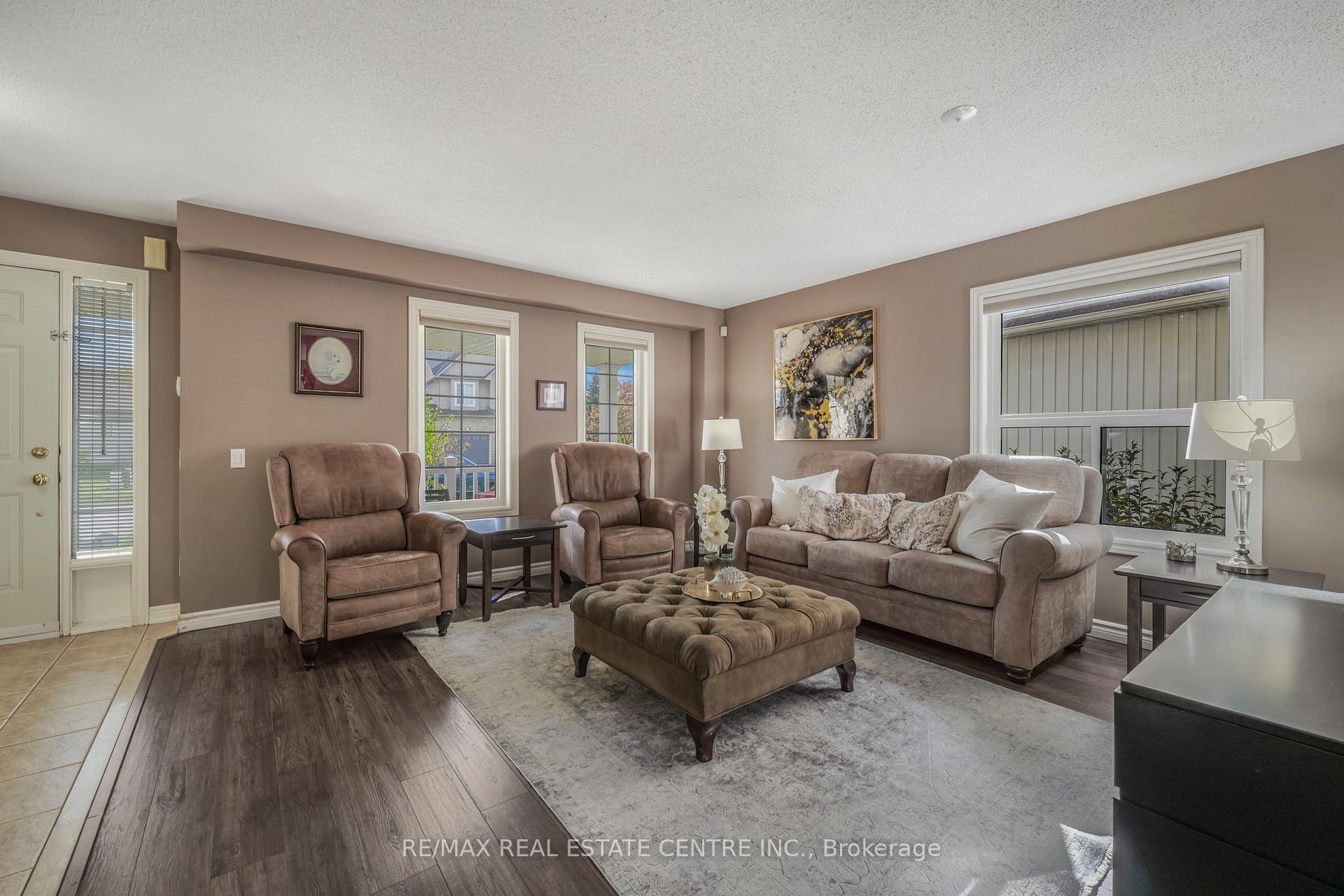 Photo 6 of 813 Greenwood Crescent, Shelburne — HOMEH