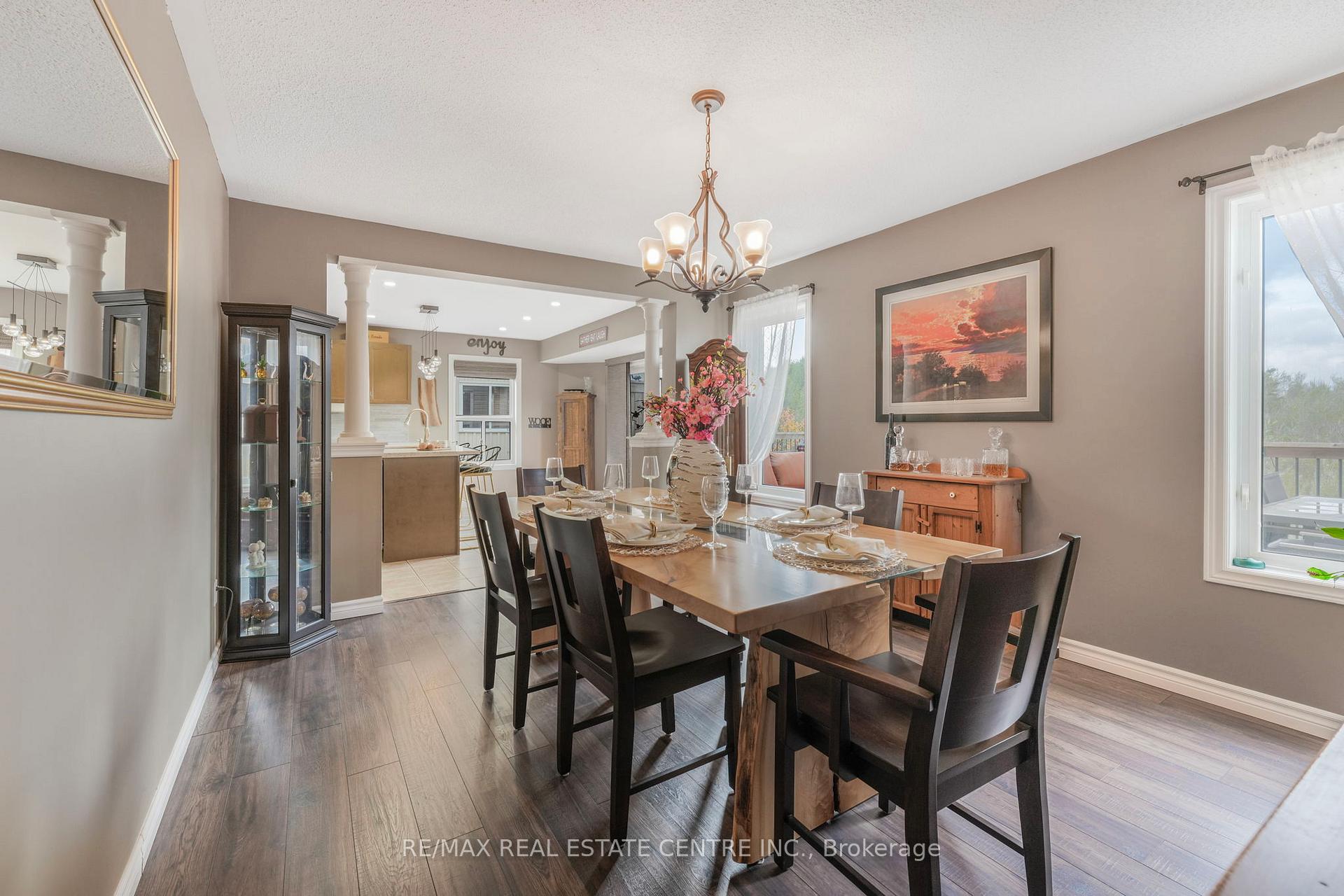 Photo 18 of 813 Greenwood Crescent, Shelburne — HOMEH
