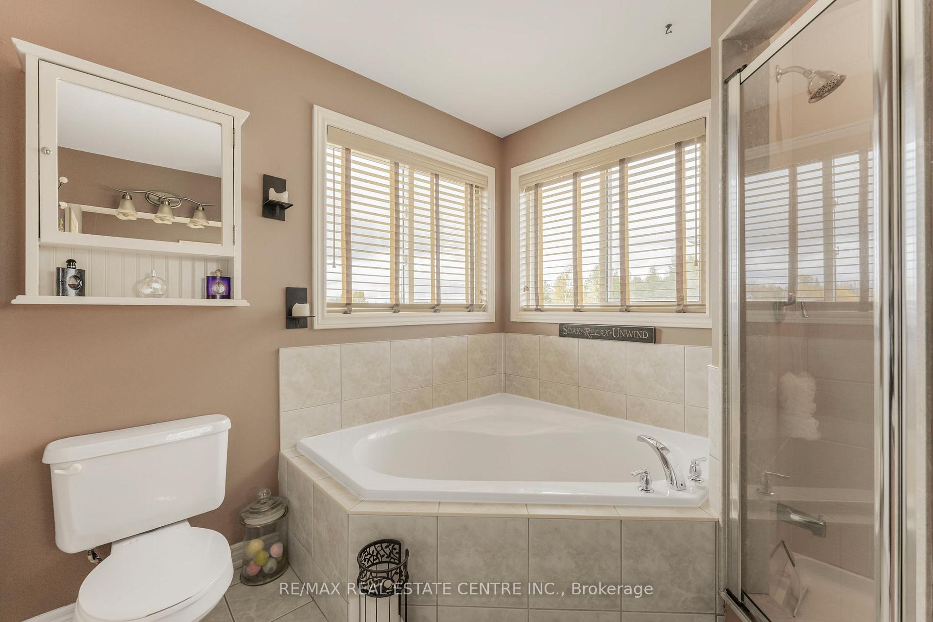 Photo 24 of 813 Greenwood Crescent, Shelburne — HOMEH