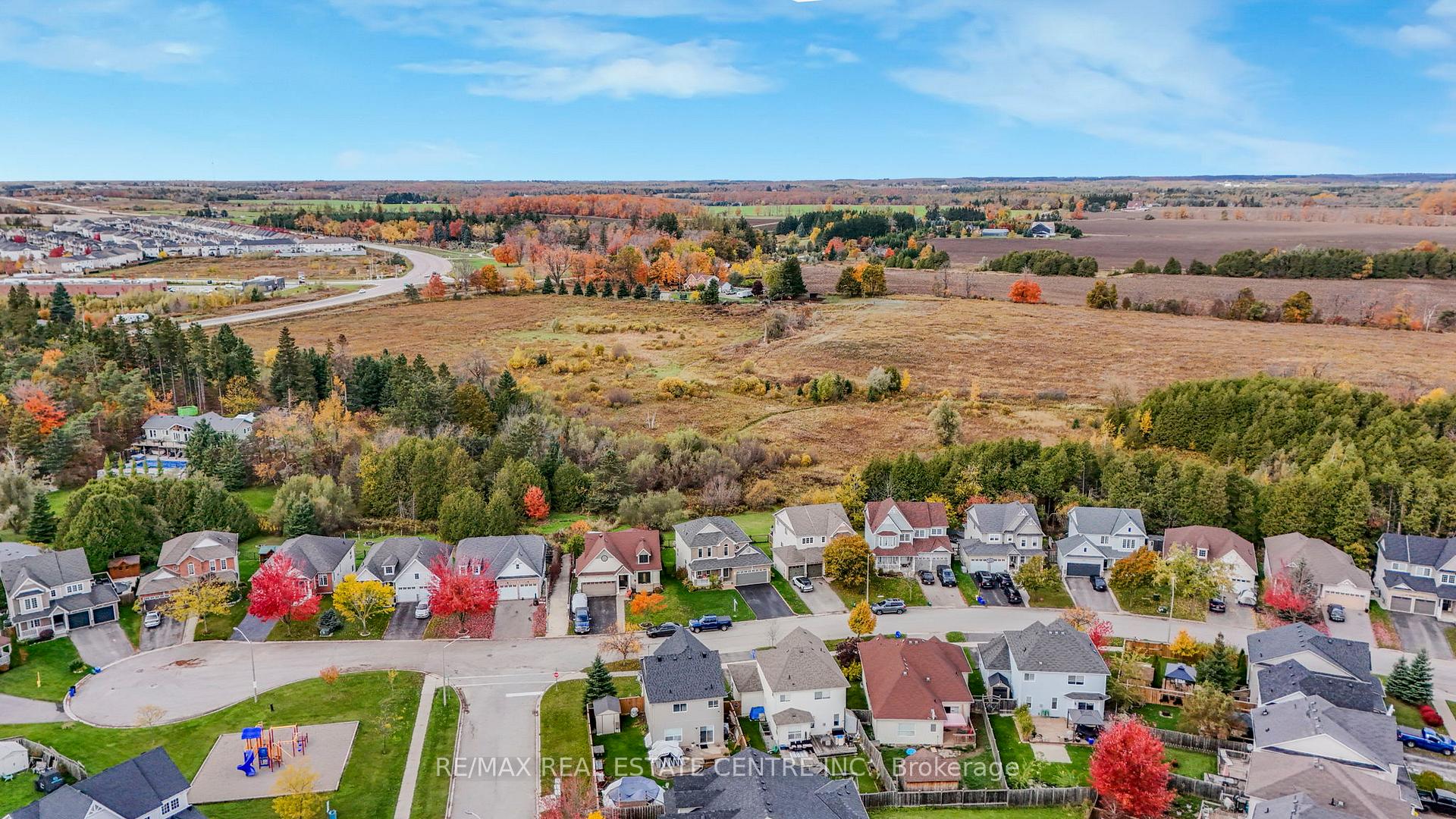 Photo 45 of 813 Greenwood Crescent, Shelburne — HOMEH