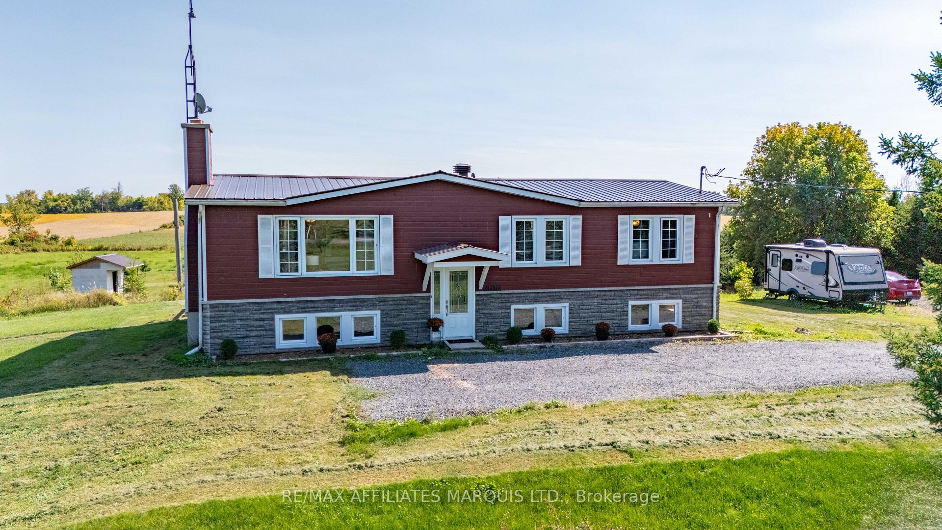 Photo 1 of 21230 Conc 6 Road, South Glengarry, South Glengarry (Lancaster) Twp — HOMEH