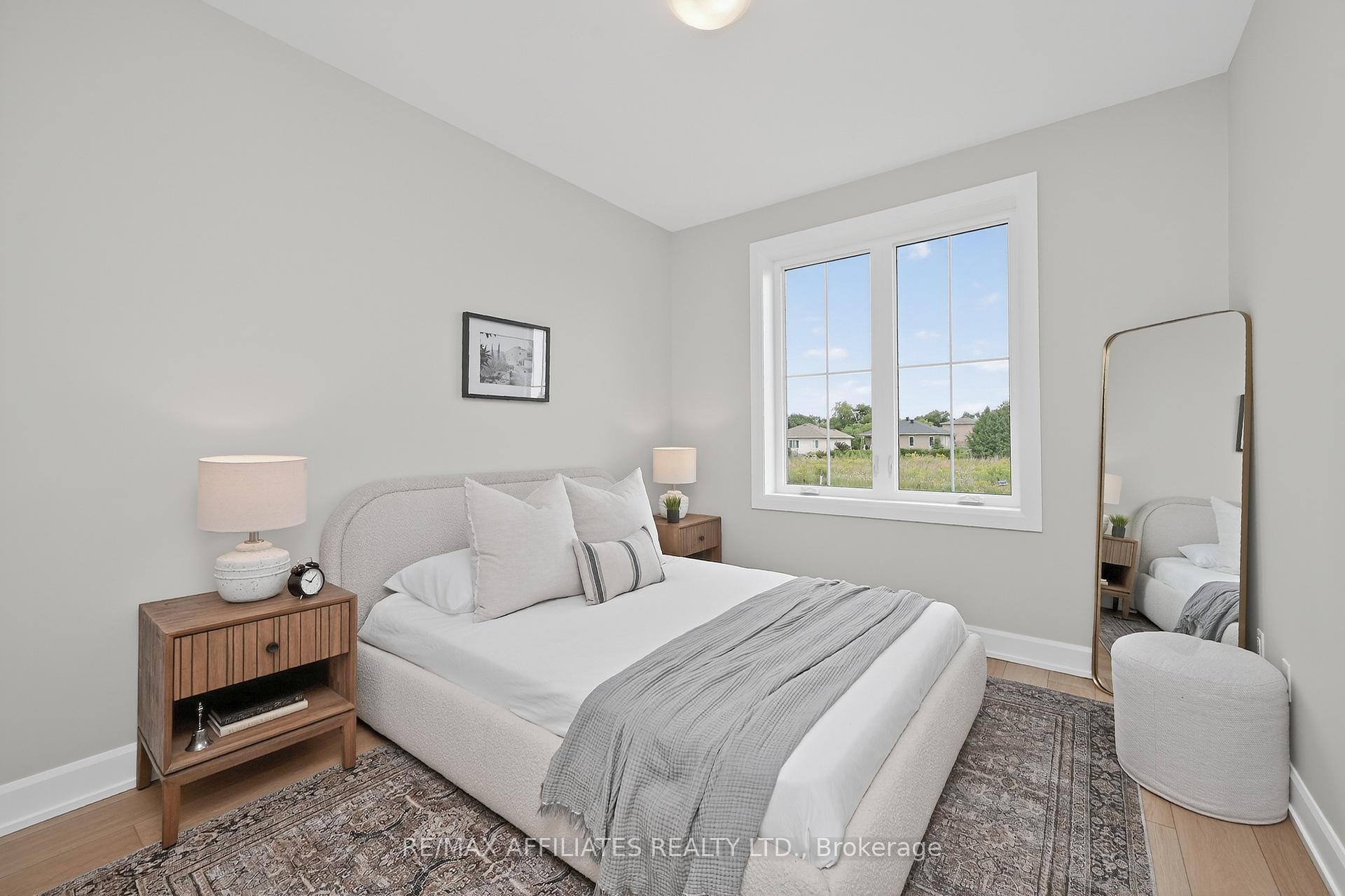 Photo 4 of 105 Rabb Street, Smiths Falls — HOMEH