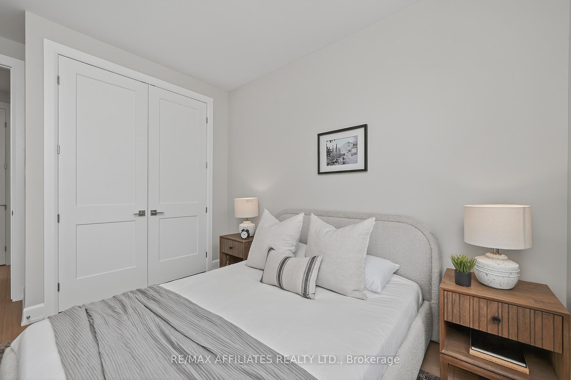 Photo 5 of 105 Rabb Street, Smiths Falls — HOMEH